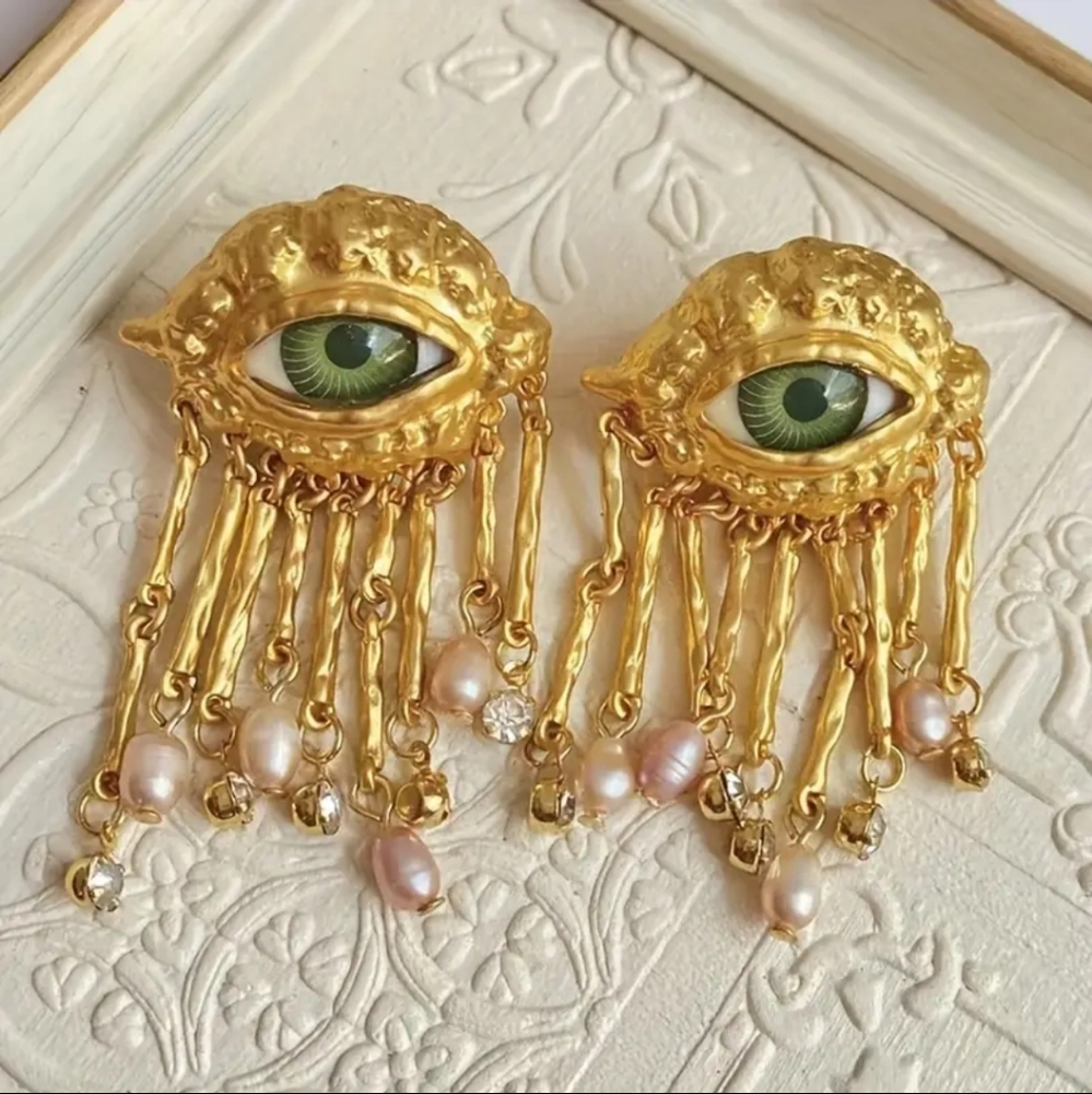 Devil's Eye Funky Gold Tone Earrings Green Eyes